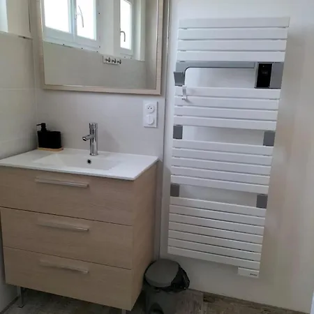 شقة A Saint-aygulf, A 50 M De La Plage, Avec Parking Prive *