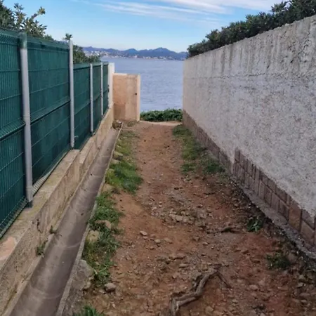 شقة A Saint-aygulf, A 50 M De La Plage, Avec Parking Prive *