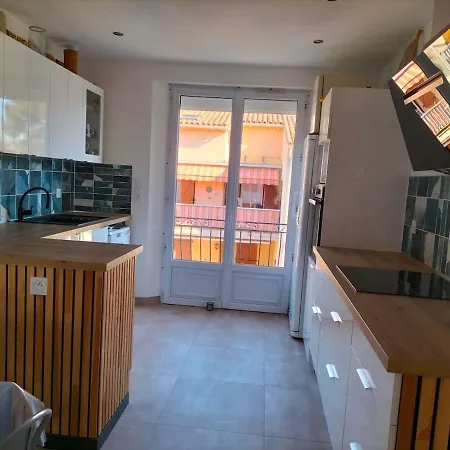 Saint-aygulf,appartement à 50 M De La Mer, Avec Parking Privé Appartamento Fréjus