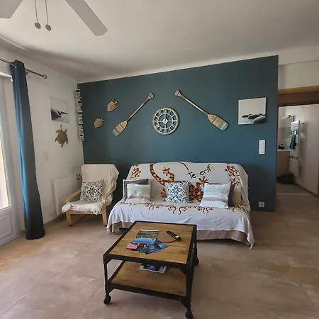 شقة A Saint-aygulf, A 50 M De La Plage, Avec Parking Prive *